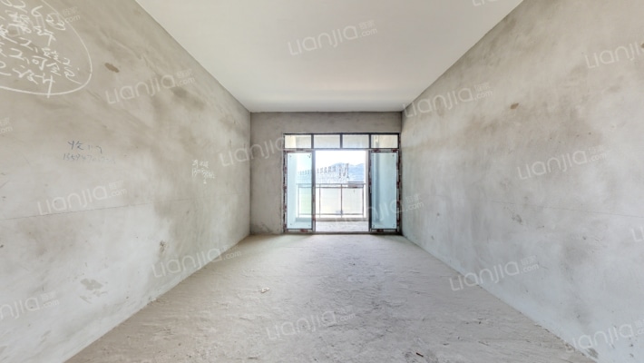 林钦滨河苑二手房实景图