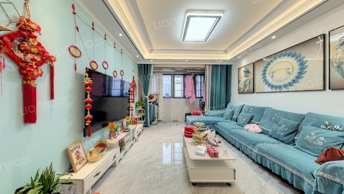 利港尚公馆二手房实景图