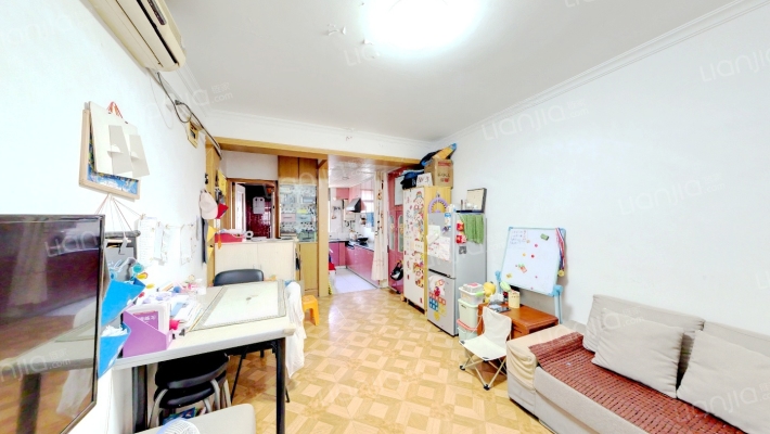 鸿福新村二手房实景图