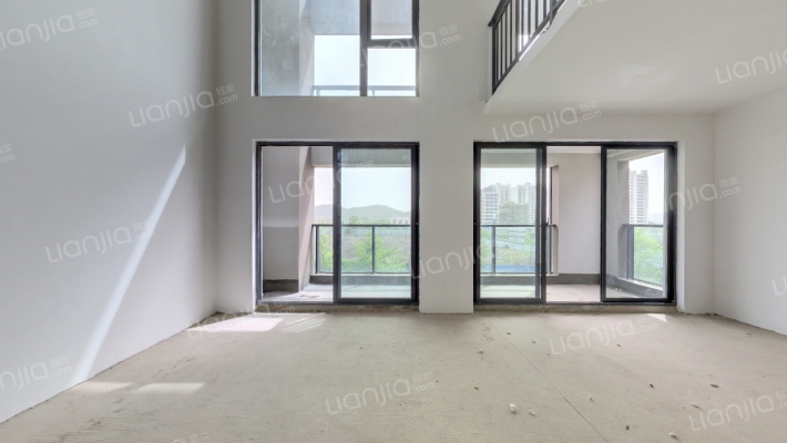 武汉蔡甸吾悦广场二手房实景图