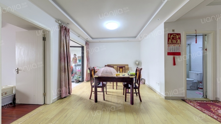 玉树南苑二手房实景图