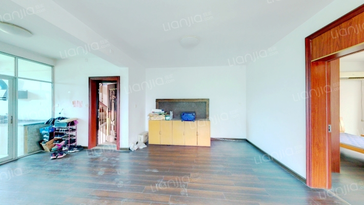 虎山社区虎山路二手房实景图