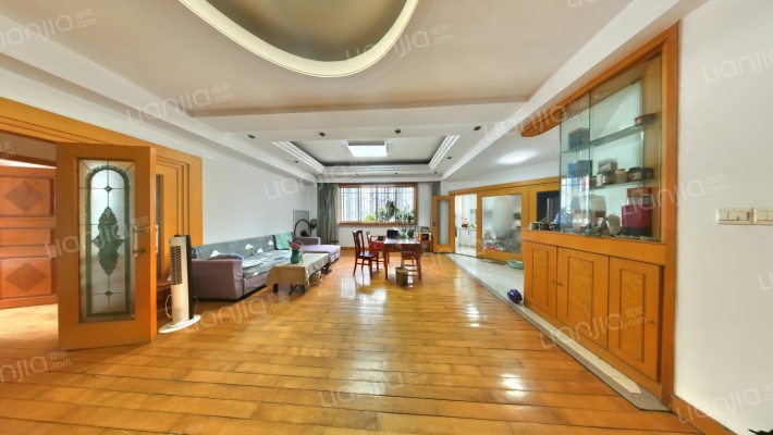 中国人民保险公司宿舍二手房实景图