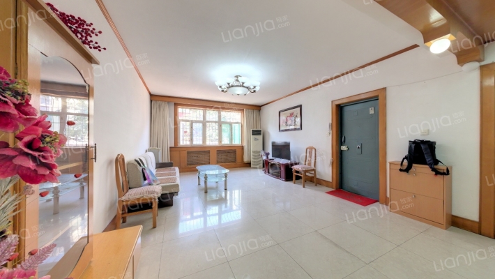 向阳路2376号二手房实景图