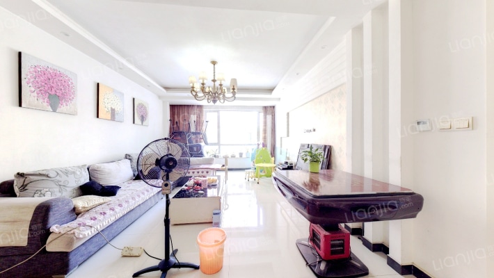 富润家园二手房实景图