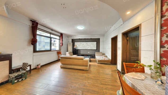 万松园路二手房实景图