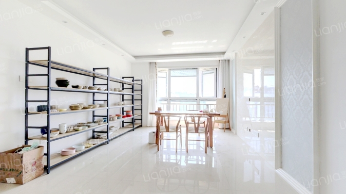 红太阳国际财智广场二手房实景图