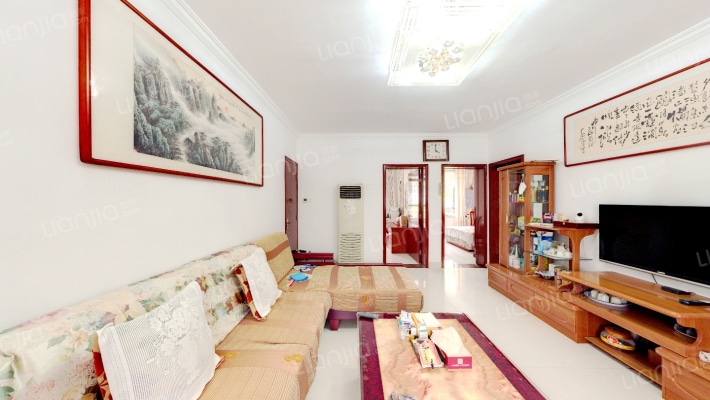 泰华金泰名苑二手房实景图