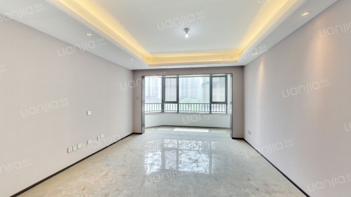 中信泰富济南尊泉映园二手房实景图