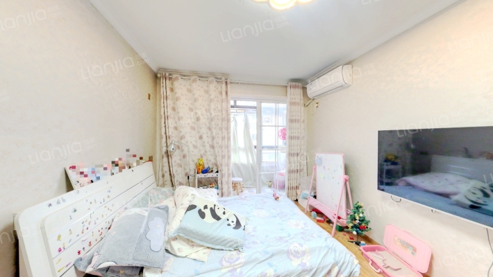 炉桥路92号二手房实景图