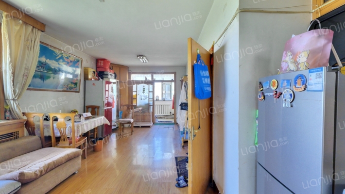 体院小区二手房实景图