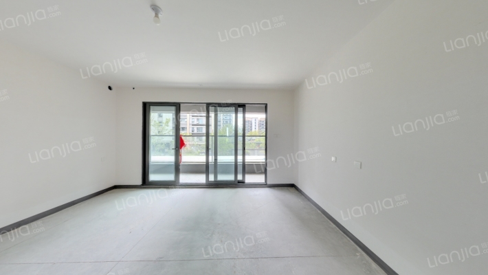 建发云湖上二手房实景图