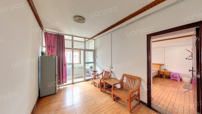 源隆花园二手房实景图