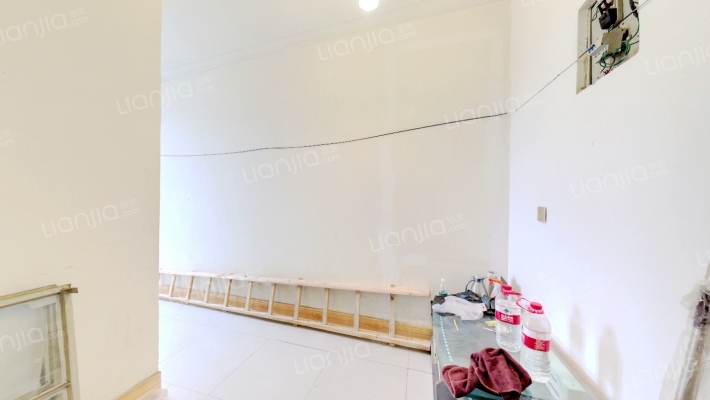 崇庆北路33号二手房实景图