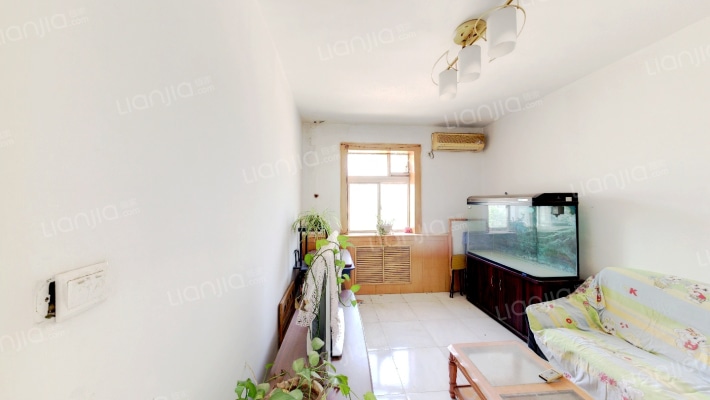 太铁材料厂宿舍二手房实景图