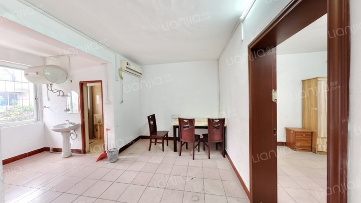 广西壮族自治区二七二地质队二手房实景图