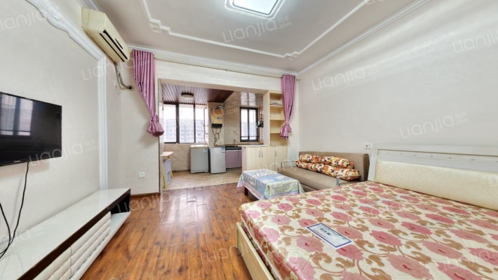 温哥华南苑二手房实景图