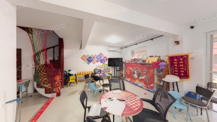 大成高级公寓二手房实景图