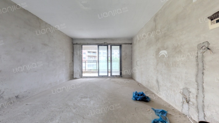 南山公馆三期二手房实景图