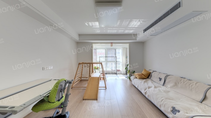 沁园小区东二手房实景图