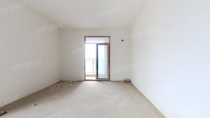 东西湖中心广场二手房实景图