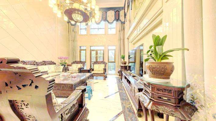 保利狮子湖橡树庄园二手房实景图