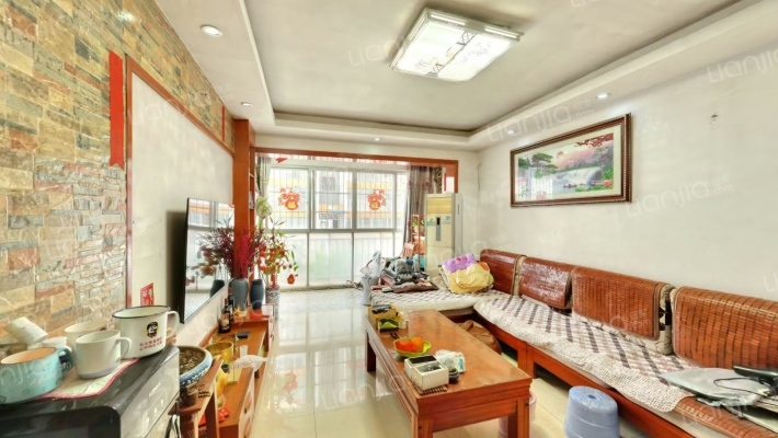 中房•碧翠园二手房实景图