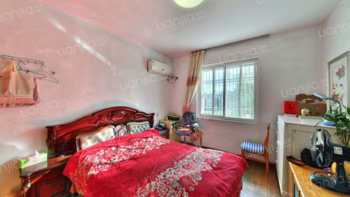 松花江路225号院二手房实景图