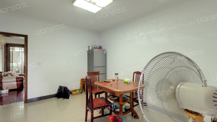 花园小区二手房实景图