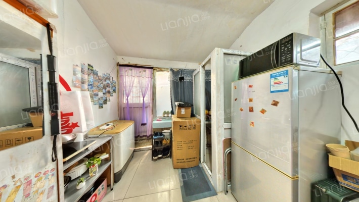 校场四条二手房实景图