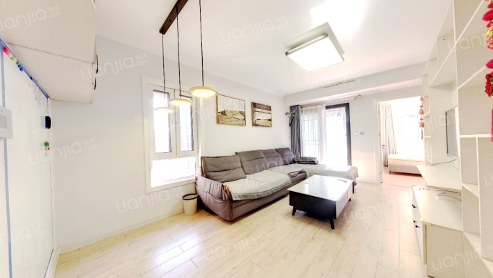 中航华府二手房实景图