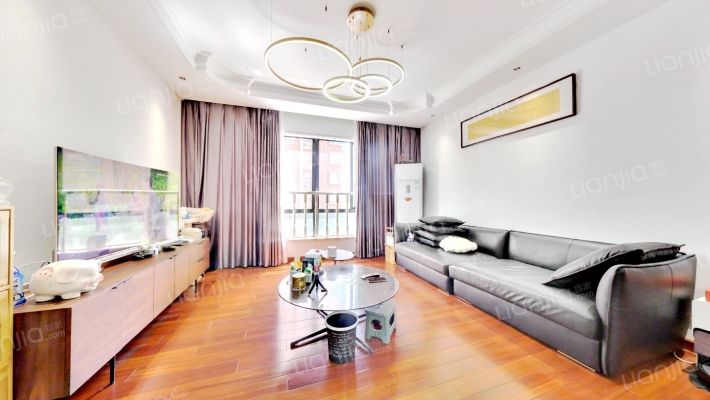 嘉鸿花园二手房实景图