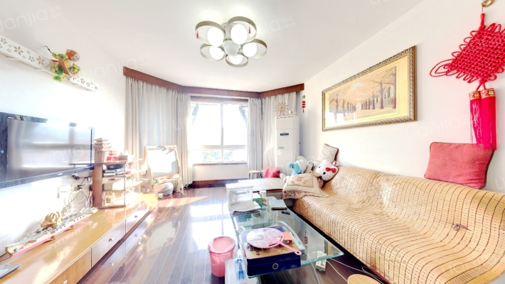 山水公寓二手房实景图