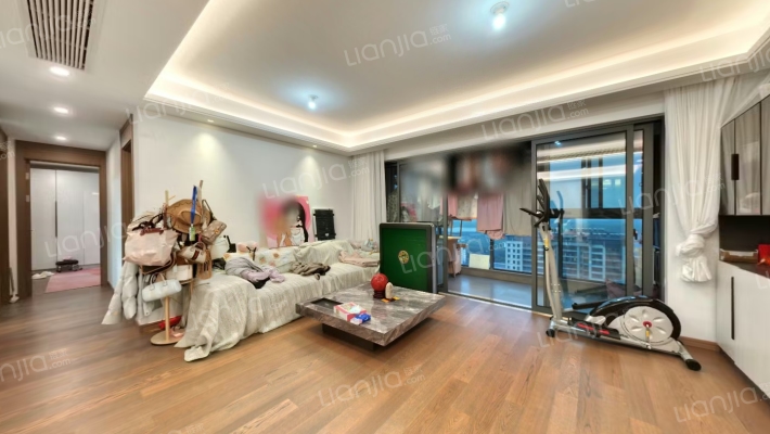 保利融信·云上流光二手房实景图