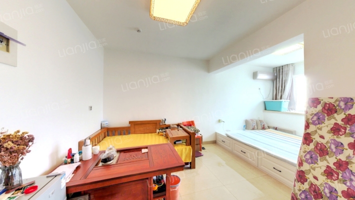 绿地卢浮商务中心二手房实景图