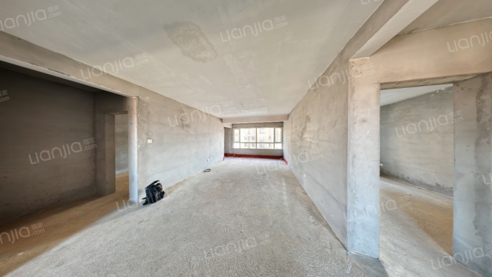 卓信半岛蓝湾二期二手房实景图