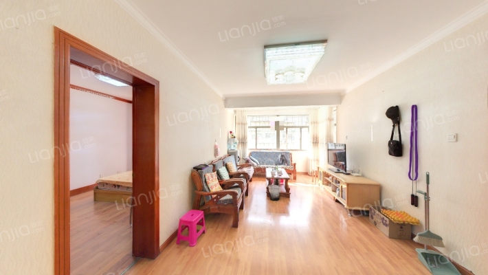 龙泉路295号二手房实景图