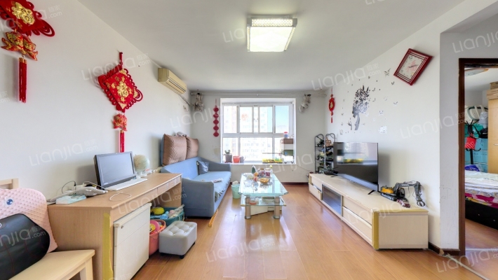 金顶街二区二手房实景图