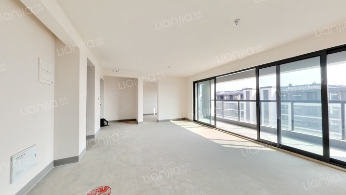 爱情山河万物二手房实景图