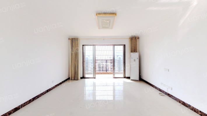 滨江绿都二手房实景图