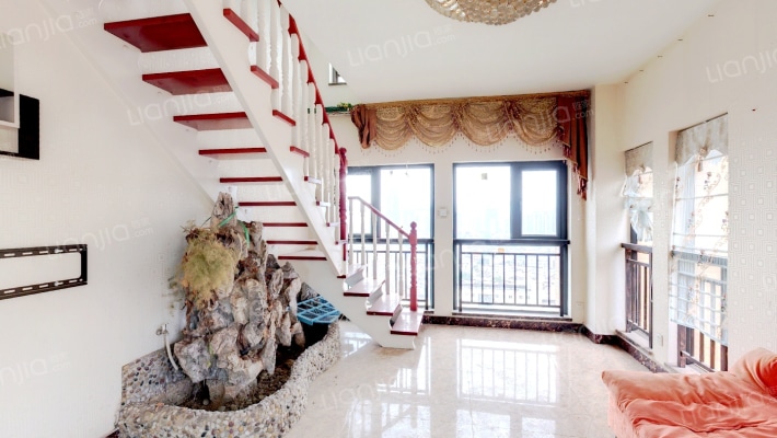 中渝云都国际二手房实景图