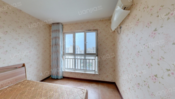 新塘组团佳和苑二手房实景图