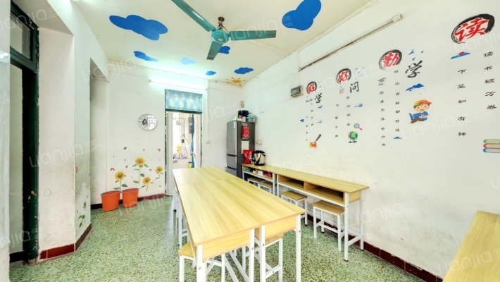 三角楼二手房实景图