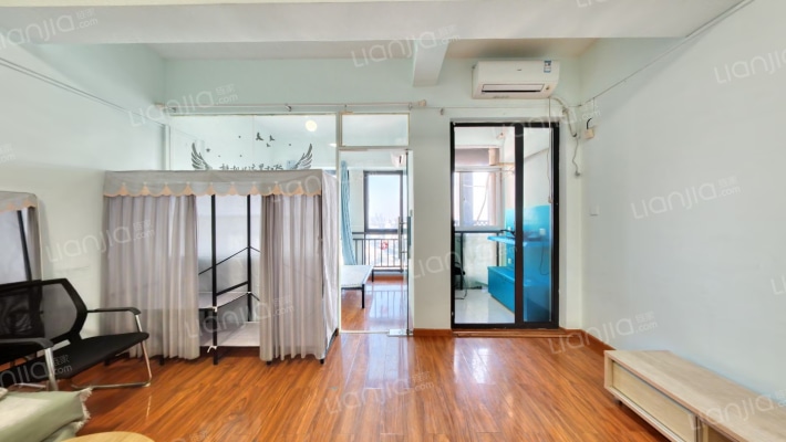 融科珞瑜路95号二手房实景图