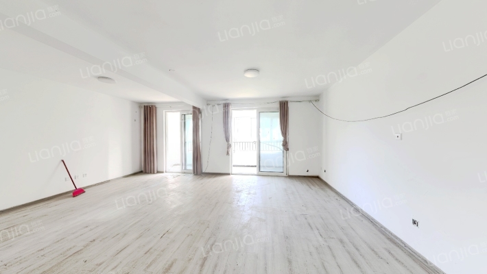 力高前城天悦府二手房实景图