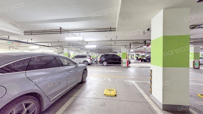 领秀慧谷D区二手房实景图