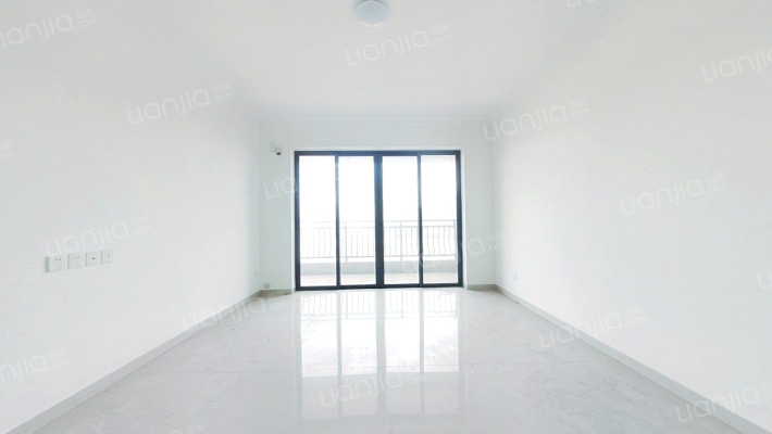 松湖碧桂园一期二手房实景图