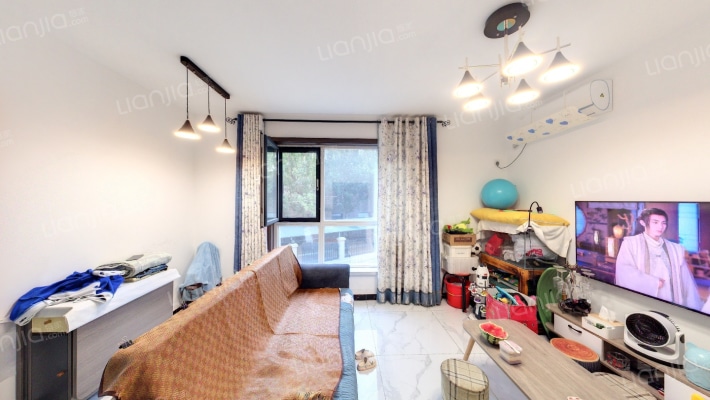 柏悦花园二手房实景图