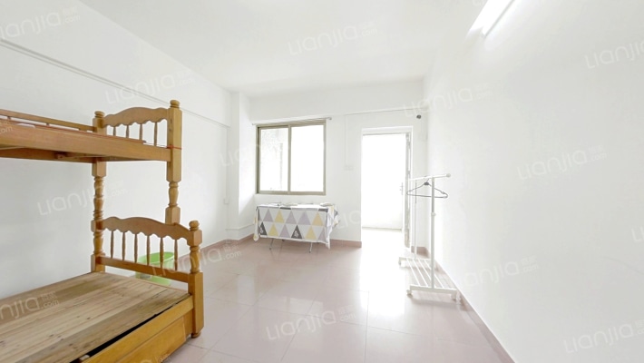 京穗花卉大厦二手房实景图