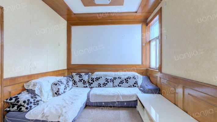 邮政局宿舍二手房实景图